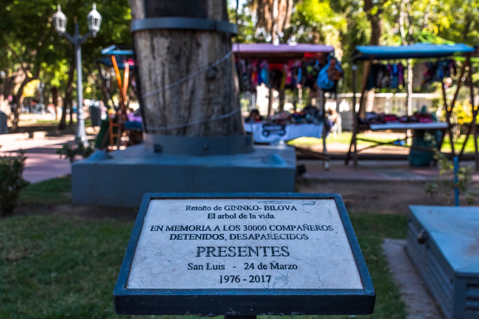 Monumento en la Plaza Pringles